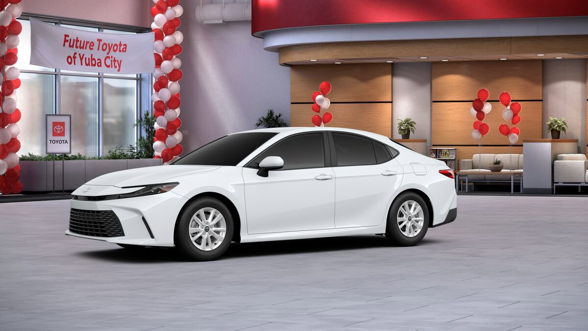 Used 2026 Toyota Camry Hybrid image 2