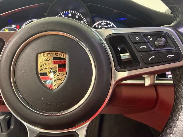 Used 2020 Porsche Panamera RWD image 43