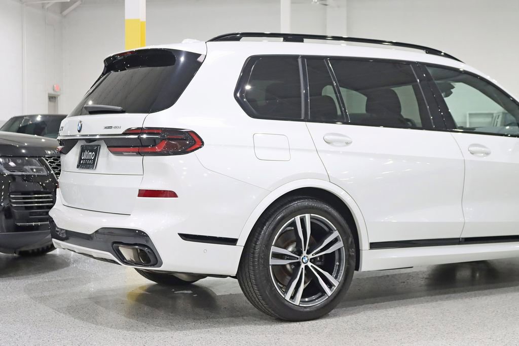 Used 2023 BMW X7 xDrive40i w/ M Sport Package image 10