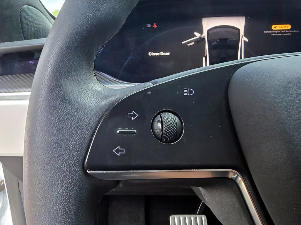 Used 2022 Tesla Model S Plaid AWD/4WD image 30