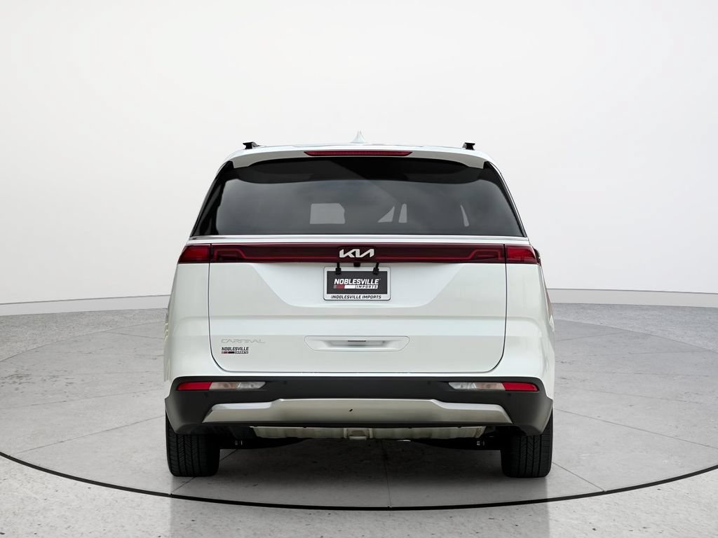 Used 2023 Kia Carnival SX Prestige FWD image 5