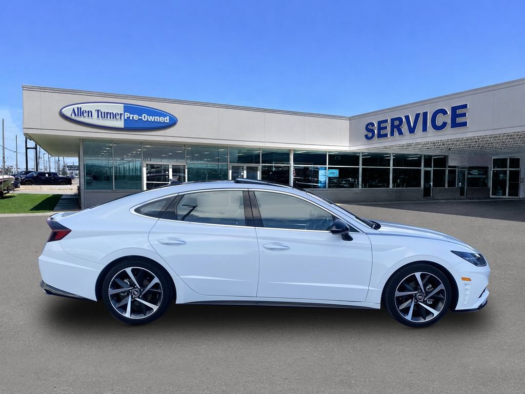 Certified 2023 Hyundai Sonata SEL Plus FWD image 9