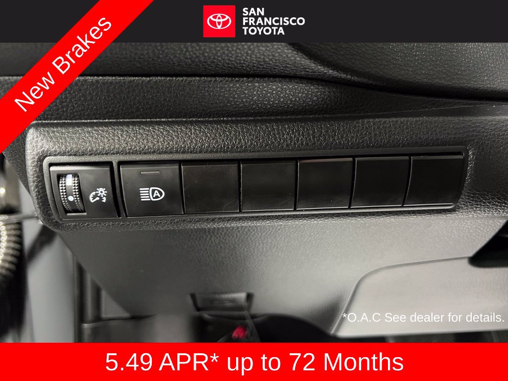 Certified 2024 Toyota Corolla LE FWD image 32