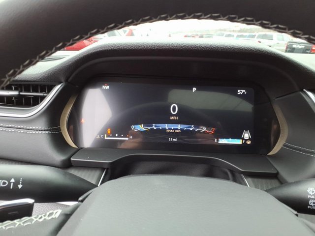 New 2025 Jeep Grand Cherokee Altitude image 15