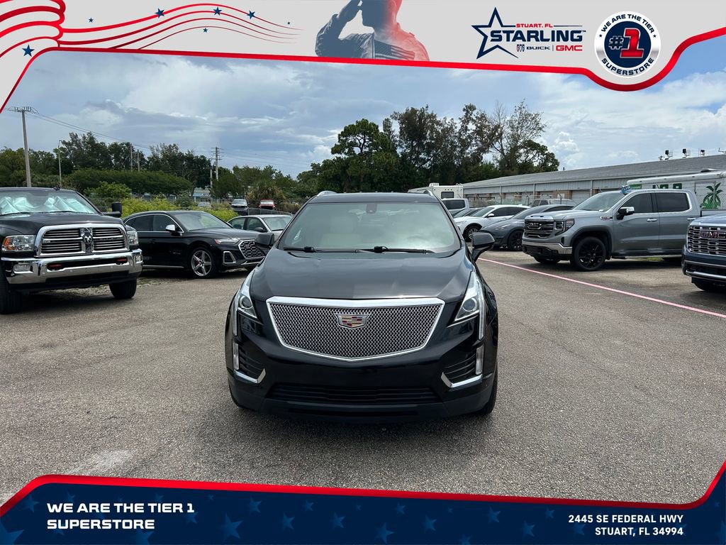 Used 2018 Cadillac XT5 FWD image 2