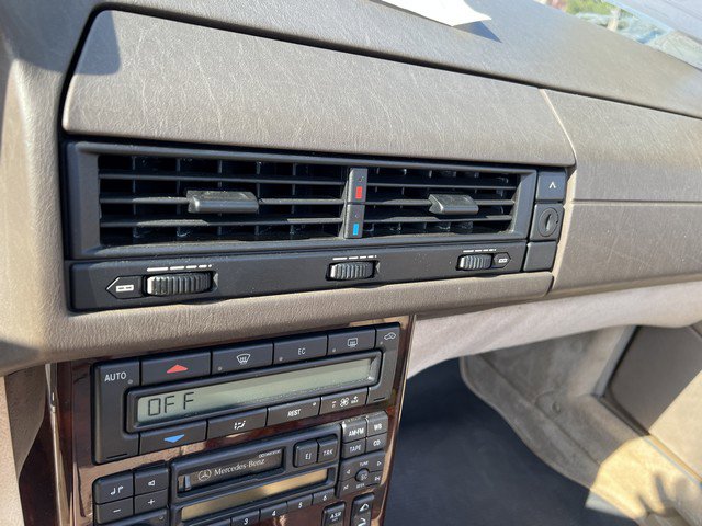 Used 1997 Mercedes-Benz SL 500 image 18