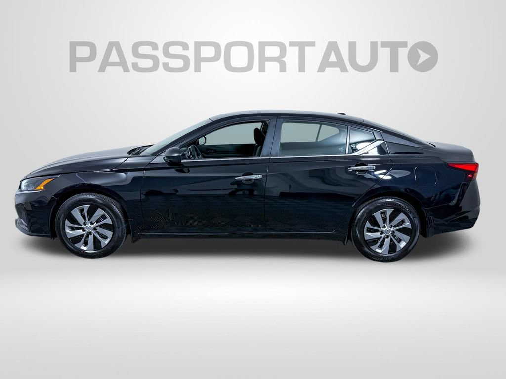 Certified 2025 Nissan Altima 2.5 S FWD image 10