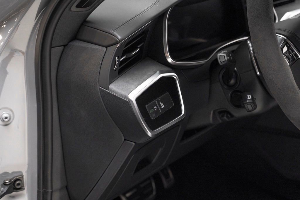 Used 2025 Audi RS 6 performance image 20