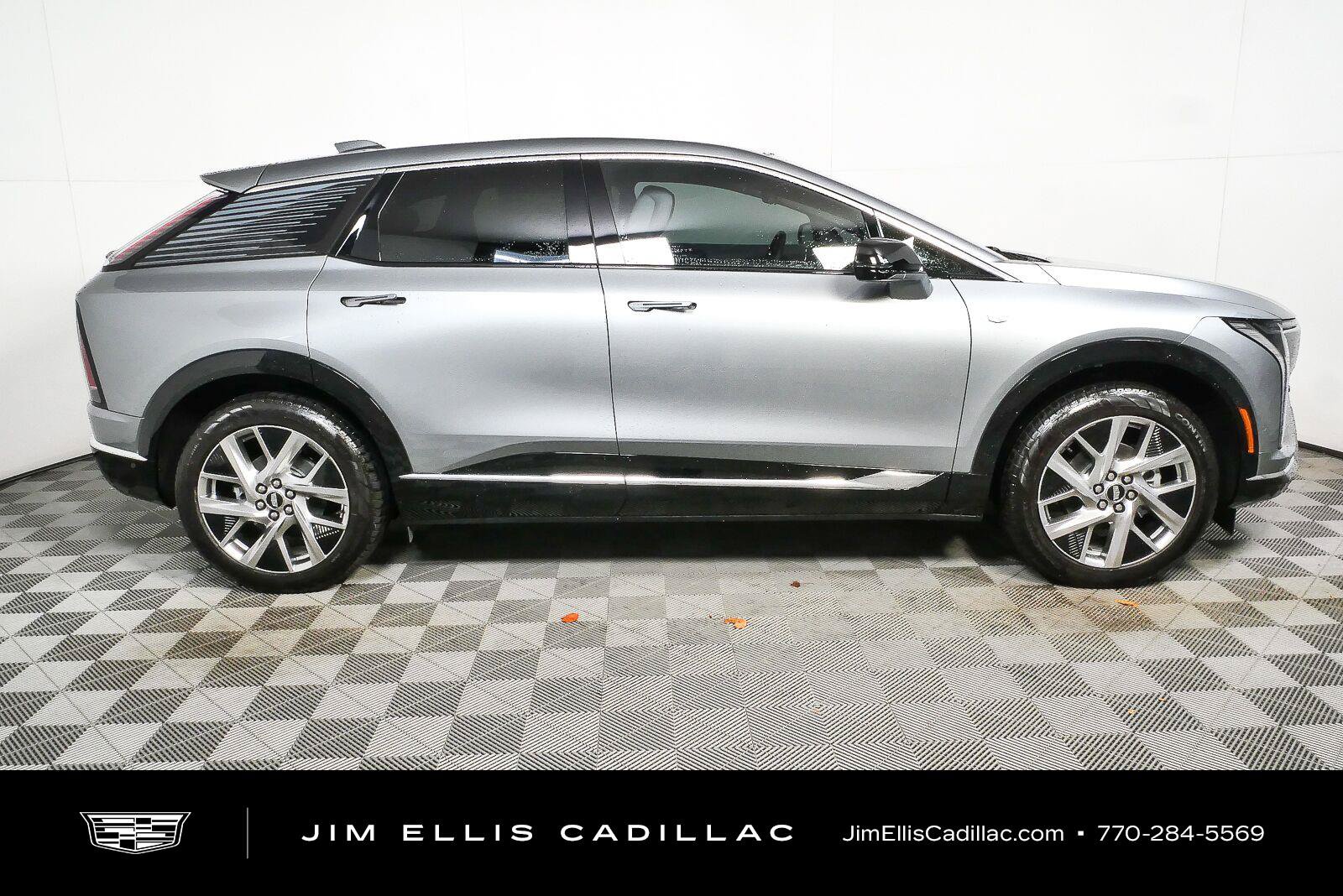 New 2027 Cadillac Optiq Luxury RWD image 2