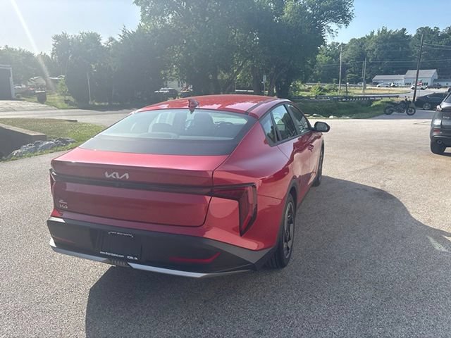 Used 2025 Kia K4 EX FWD image 42