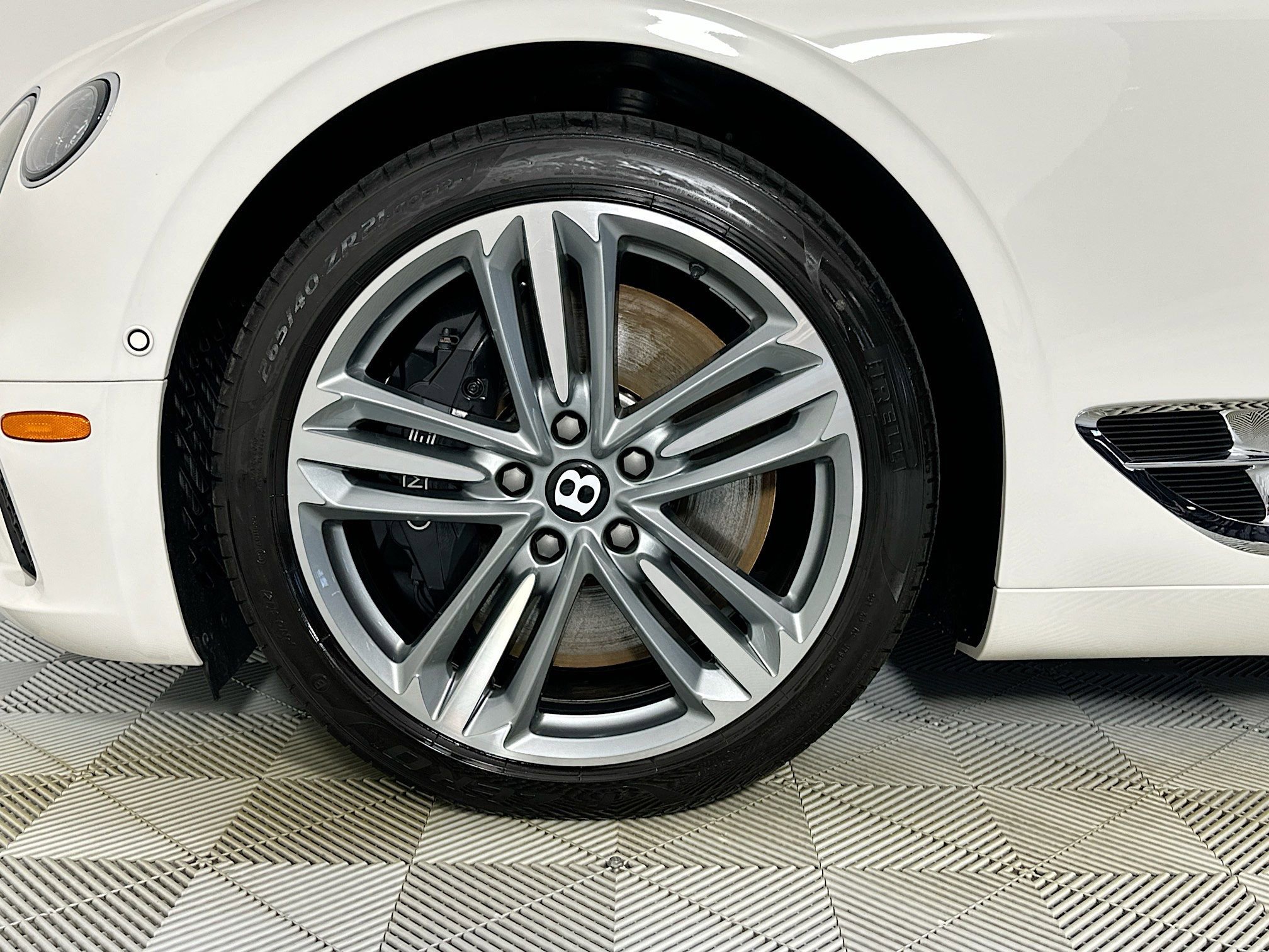 Certified 2023 Bentley Continental GT Mulliner image 6