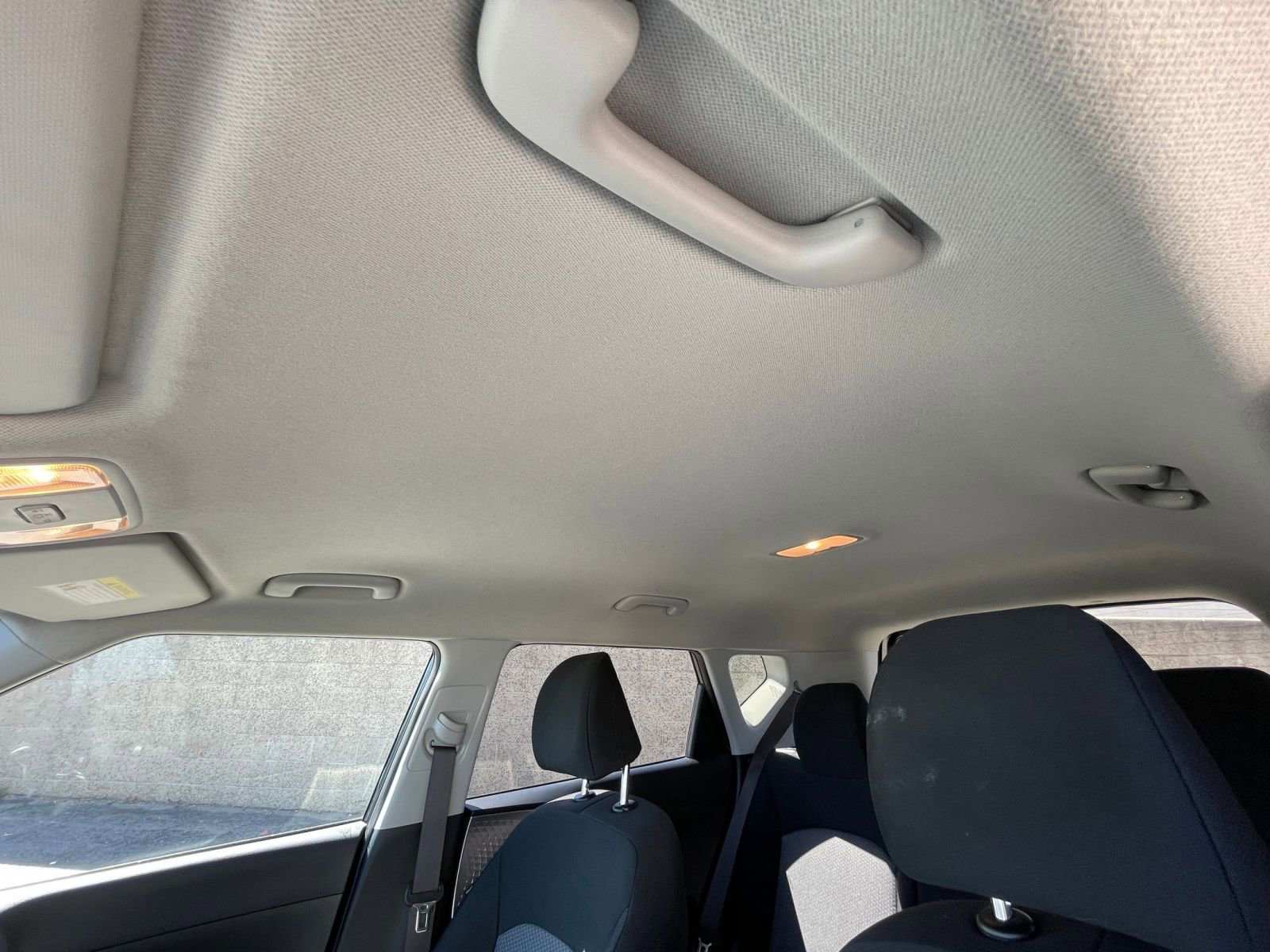 Used 2025 Kia Soul LX w/ LX Technology Package image 32