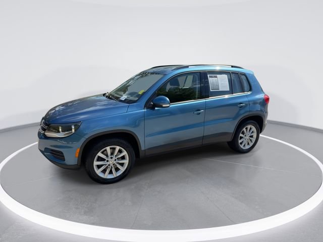 Used 2017 Volkswagen Tiguan Limited w/ Premium Package FWD image 4