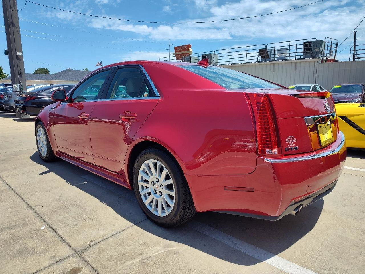Used 2012 Cadillac CTS Luxury RWD image 6