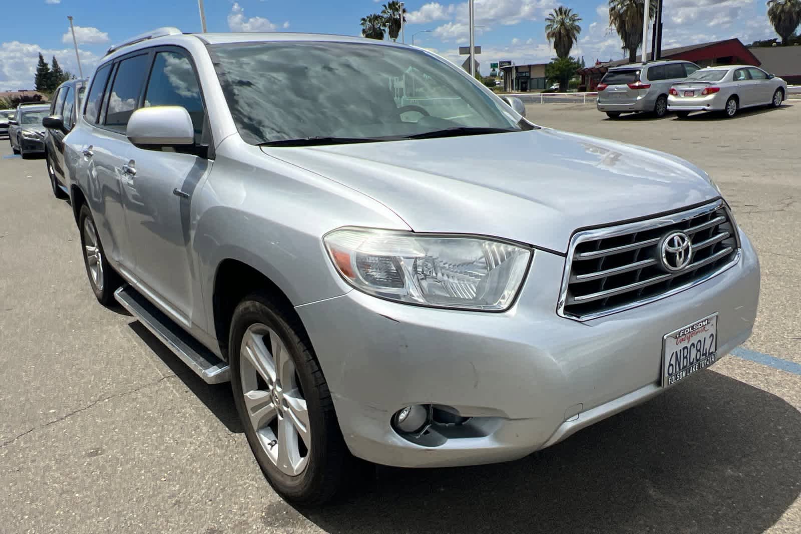 Used 2010 Toyota Highlander Limited AWD/4WD image 3