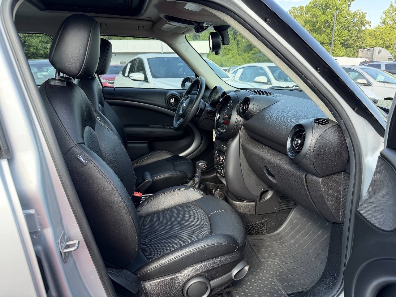 Used 2016 MINI Cooper Countryman S FWD image 13