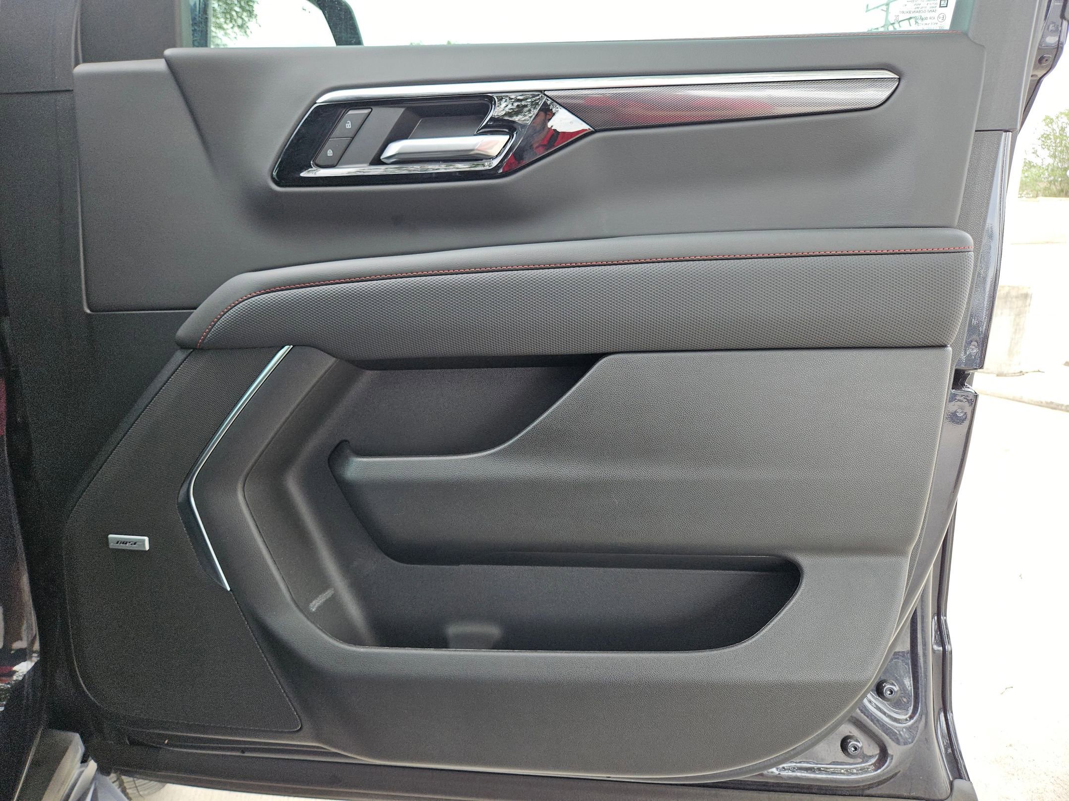 Used 2025 Chevrolet Tahoe RST w/ RST Capability Package image 29