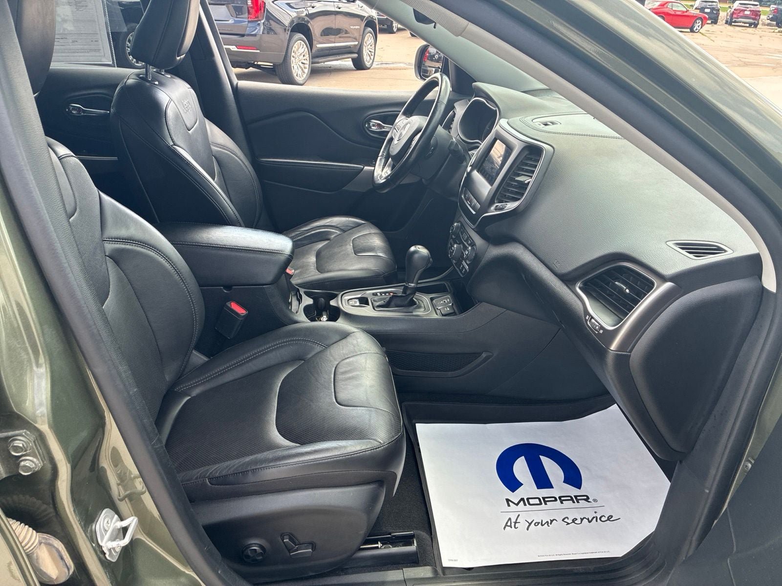 Used 2021 Jeep Cherokee Latitude Lux FWD image 17