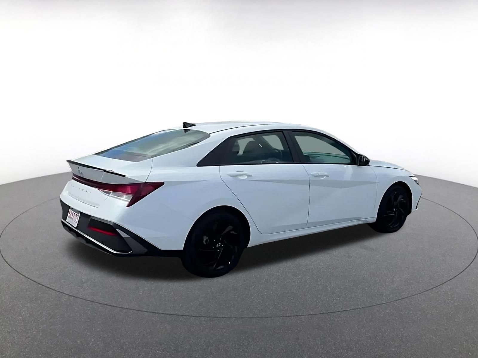 Used 2026 Hyundai Elantra Sport FWD image 13
