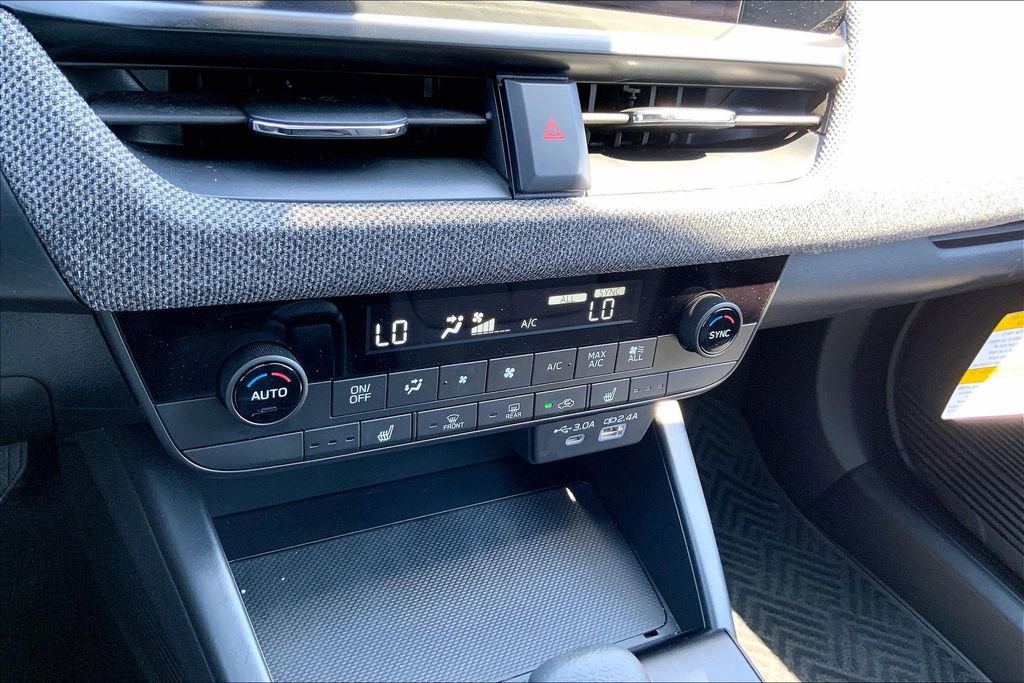 Certified 2026 Subaru Outback Premium AWD/4WD image 15