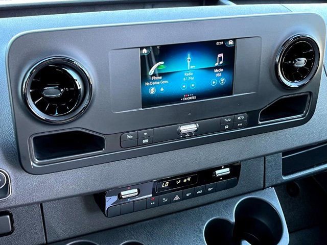 New 2024 Mercedes-Benz Sprinter 2500 image 5