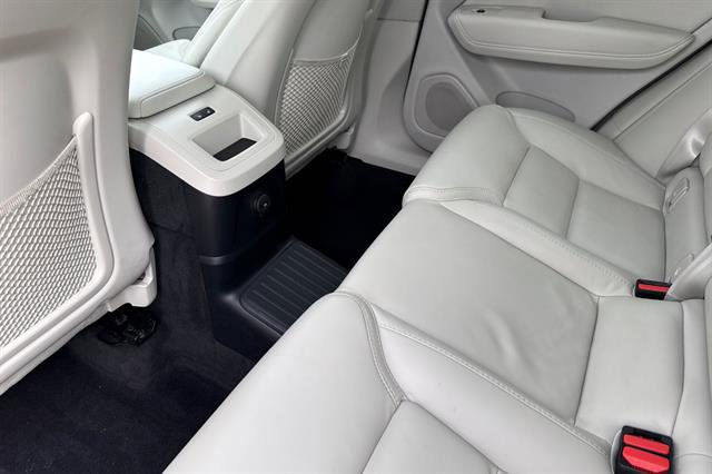 Certified 2023 Volvo XC60 T8 Ultimate image 12