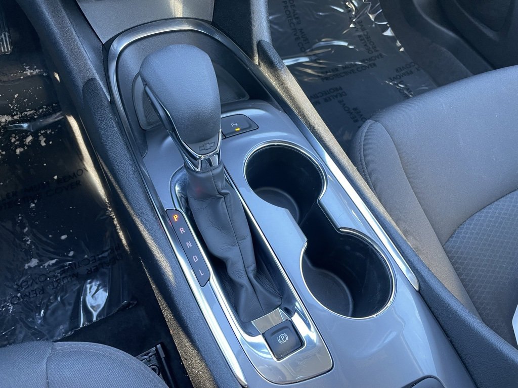 Used 2025 Chevrolet Malibu LT image 13