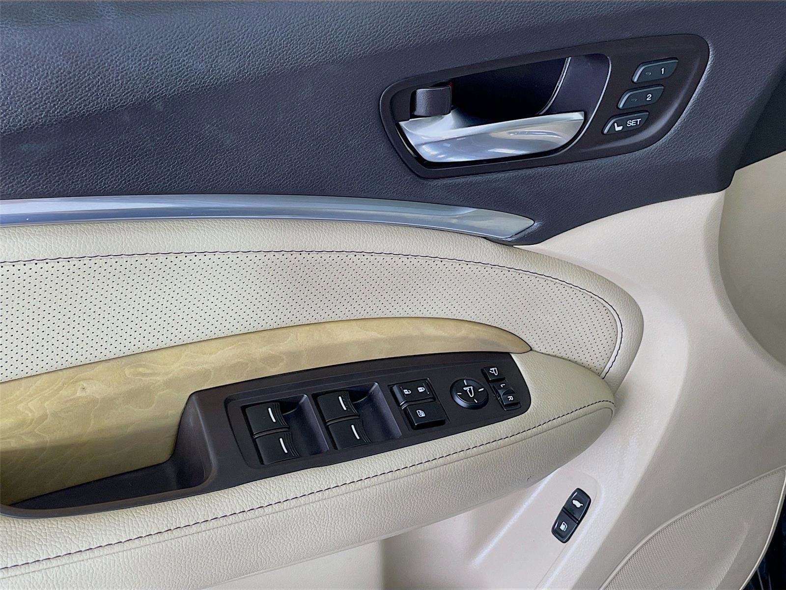 Used 2020 Acura MDX SH-AWD w/ Technology Package image 21