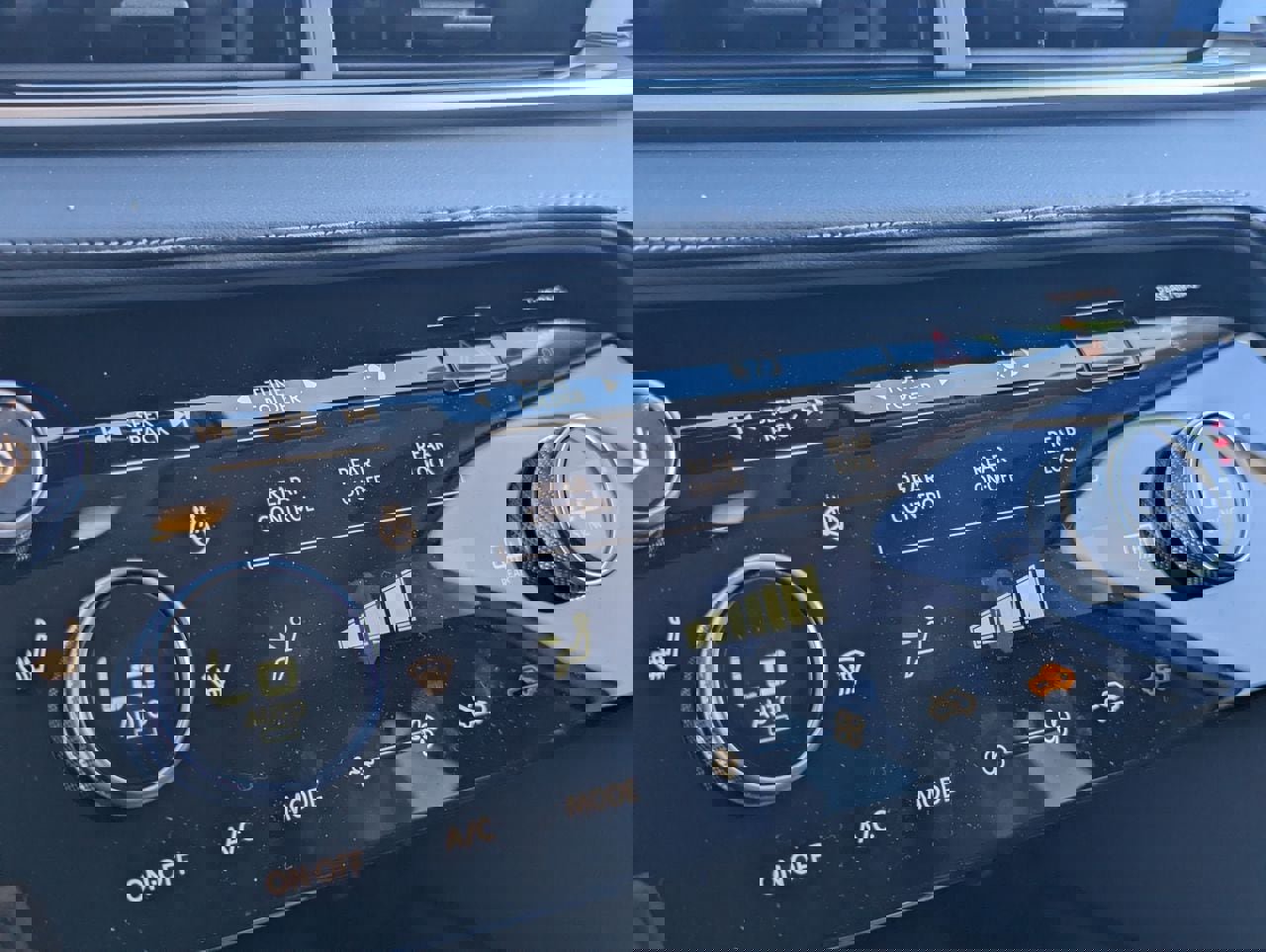 New 2026 INFINITI QX60 Pure w/ Cargo Package FWD image 25