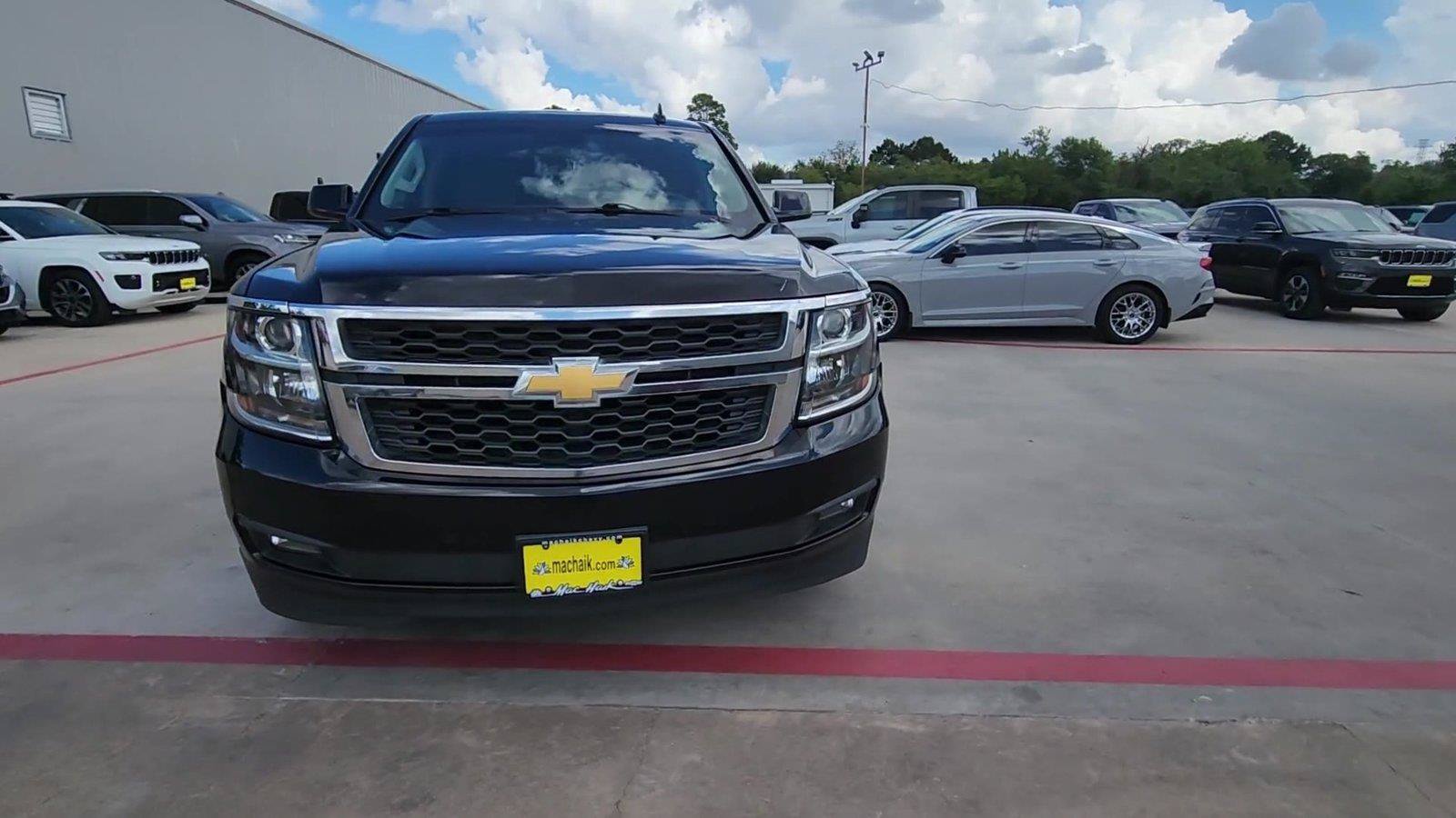 Used 2019 Chevrolet Suburban LT RWD image 3