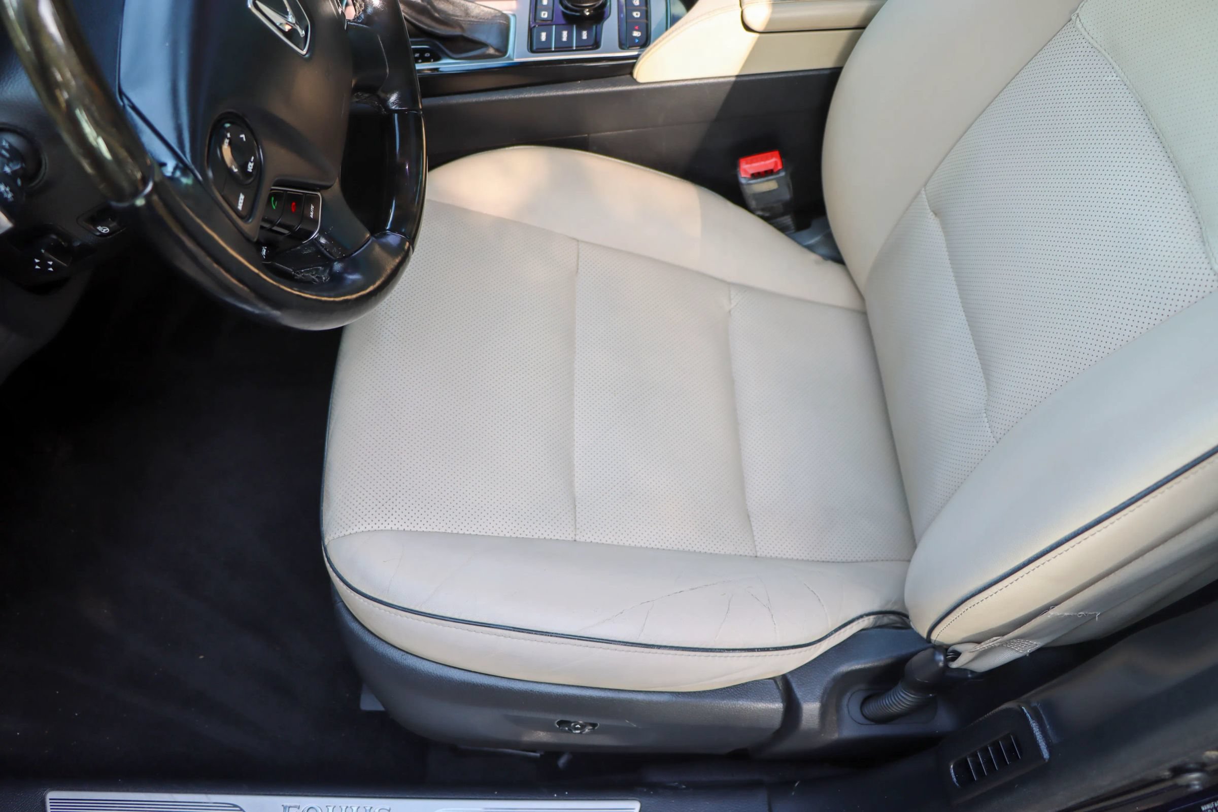 Used 2016 Hyundai Equus Ultimate RWD image 16
