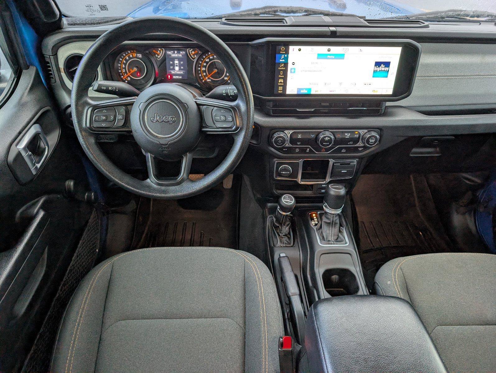 Used 2024 Jeep Gladiator Sport AWD/4WD image 31