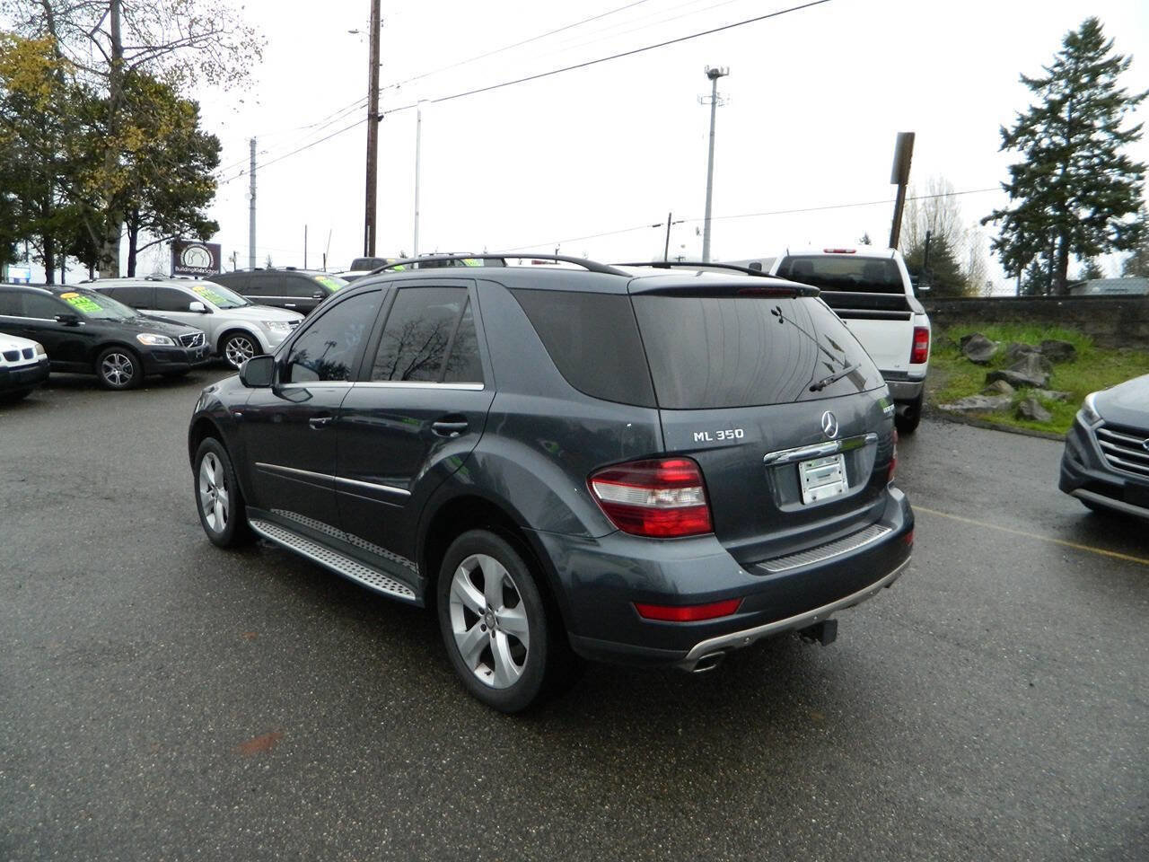 Used 2010 Mercedes-Benz ML 350 BlueTEC 4MATIC image 6