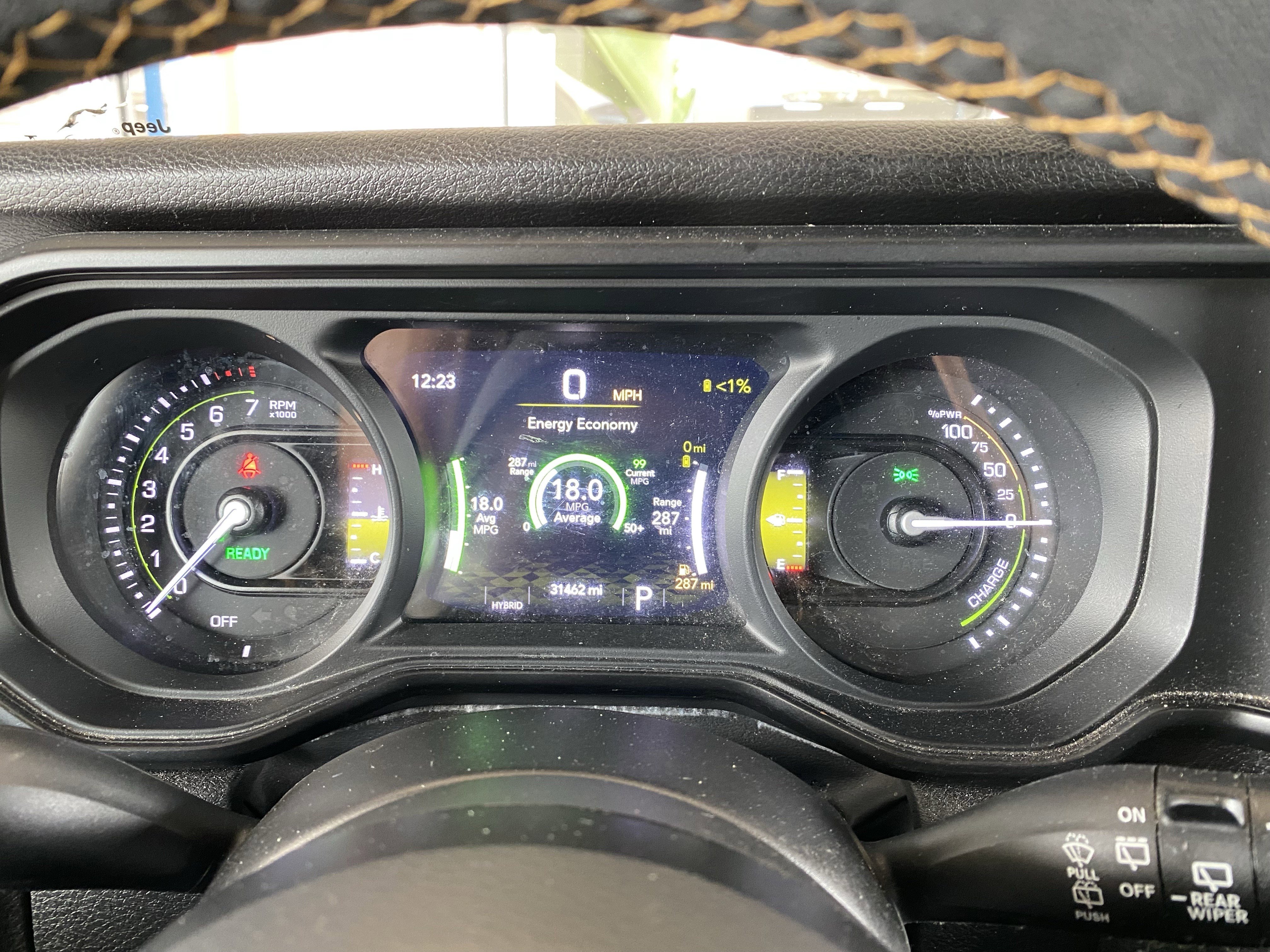 Used 2024 Jeep Wrangler Unlimited w/ Technology Group AWD/4WD image 37