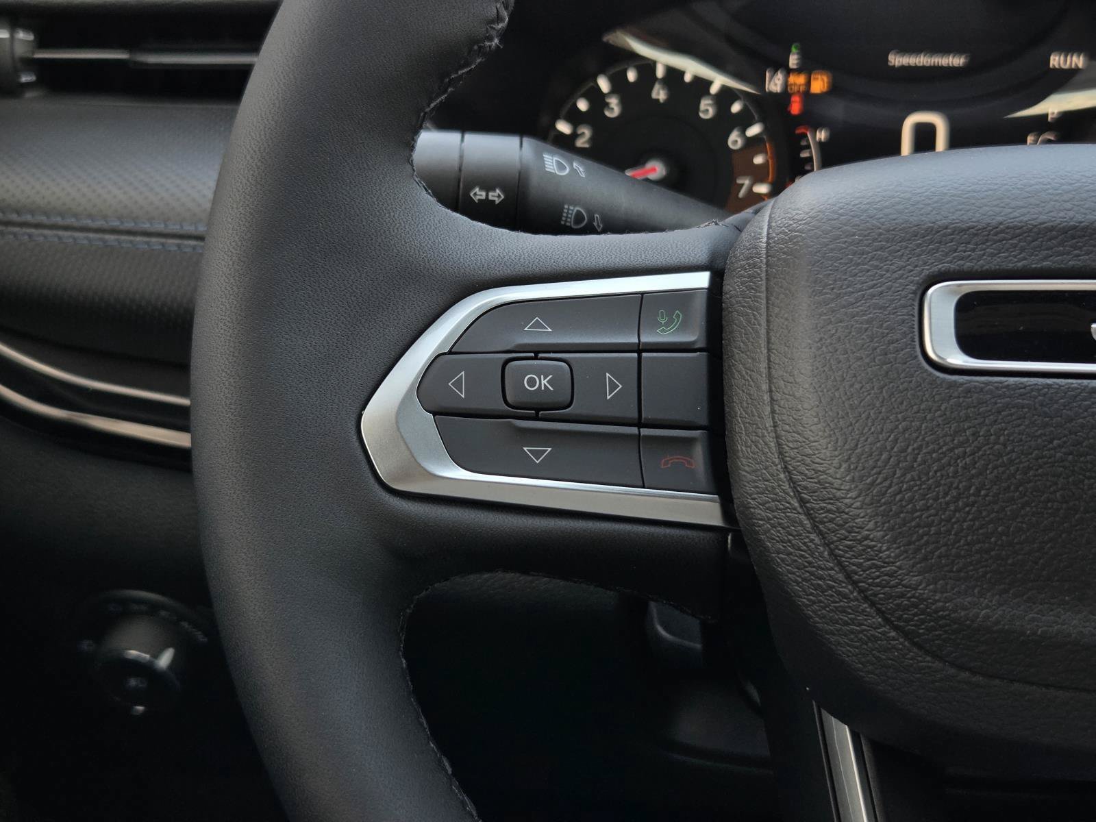 New 2026 Jeep Compass Latitude AWD/4WD image 19
