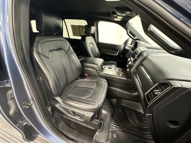Used 2020 Ford Expedition Limited w/ Equipment Group 302A RWD image 20