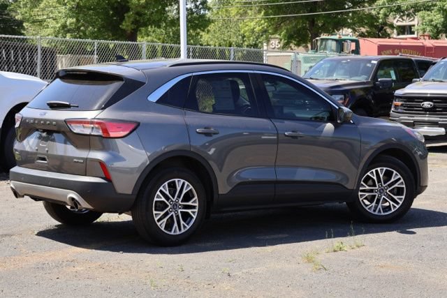 Certified 2022 Ford Escape SEL AWD/4WD image 3