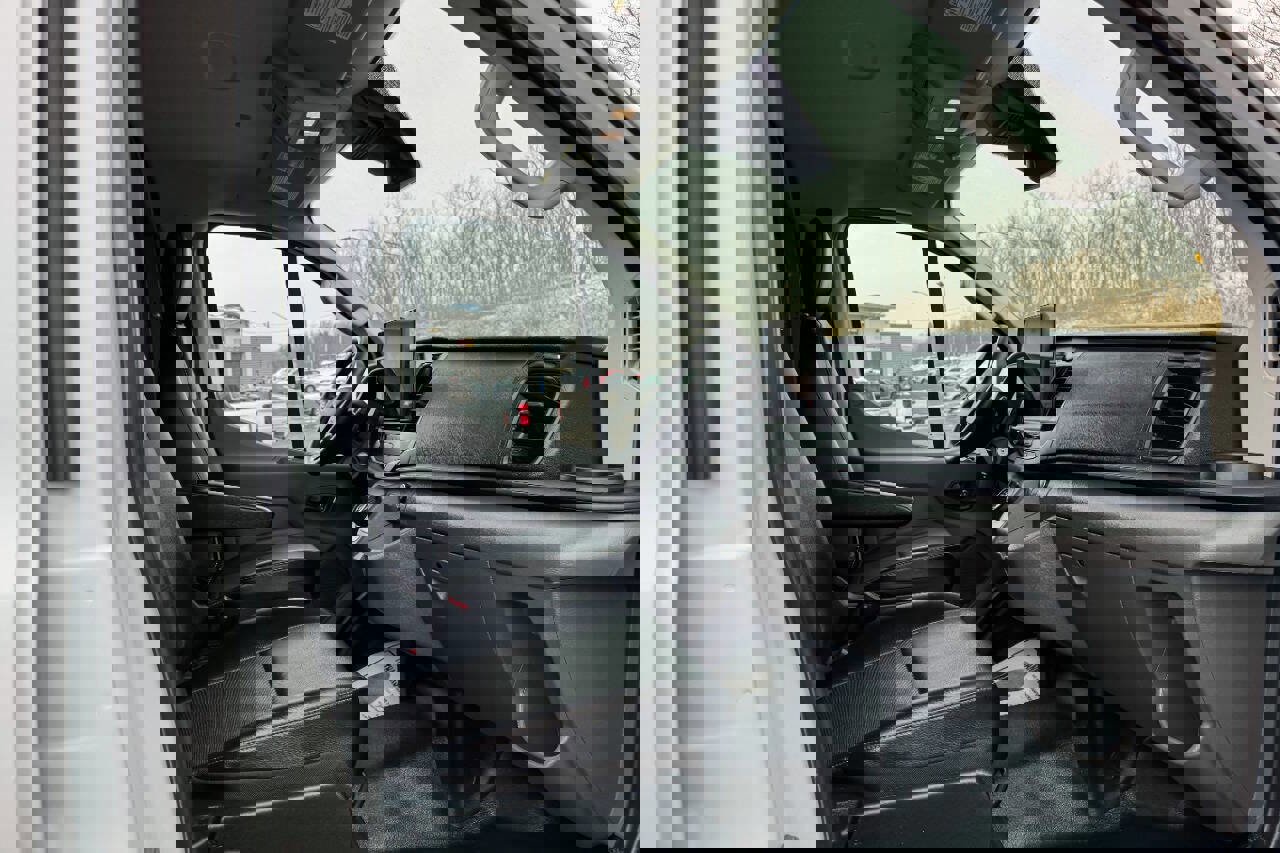 Used 2022 Ford E-Transit 350 3dr SWB Low Roof Cargo Van w/ Load Area Protection Package image 9