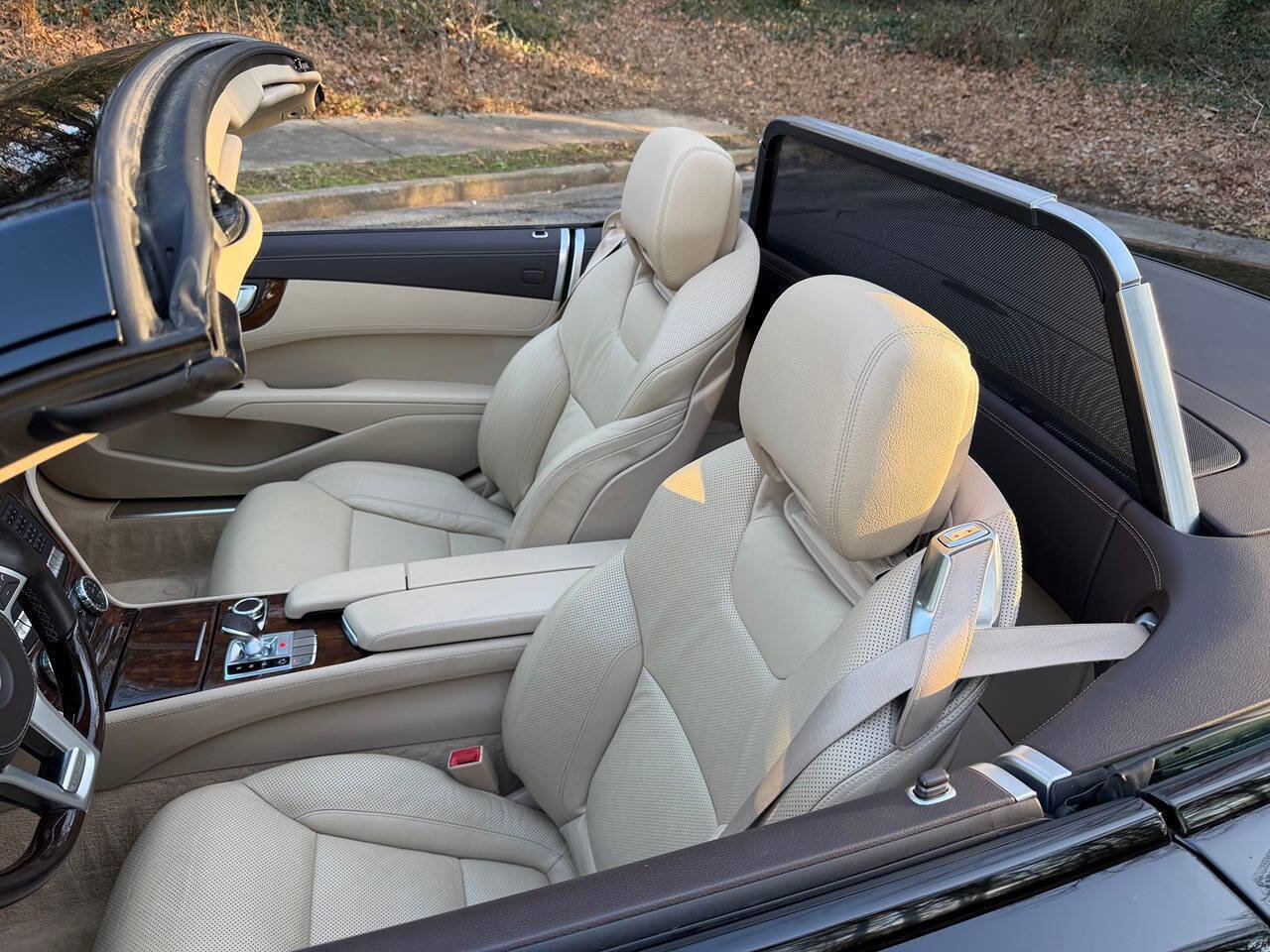 Used 2014 Mercedes-Benz SL 550 w/ Driver Assistance Package image 12