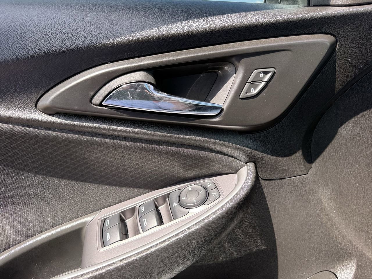 Used 2024 Chevrolet Malibu LT FWD image 22
