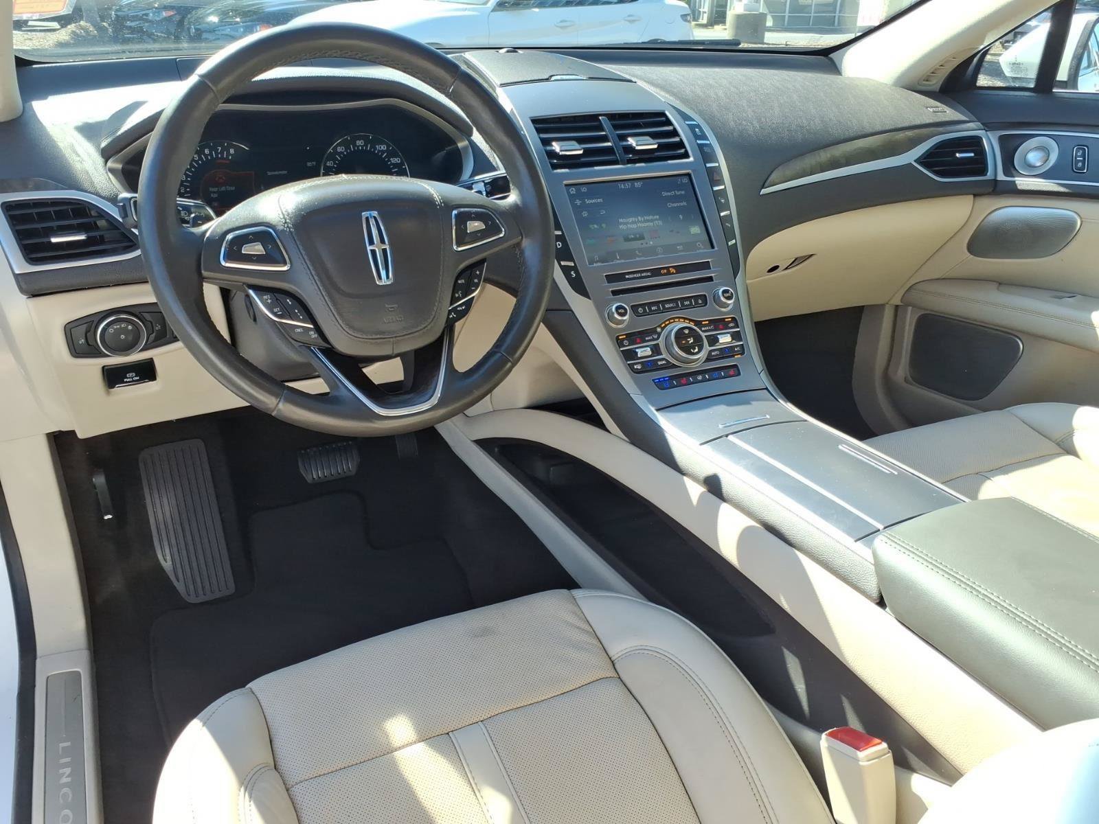 Used 2020 Lincoln MKZ Reserve w/ Luxury Package FWD image 20