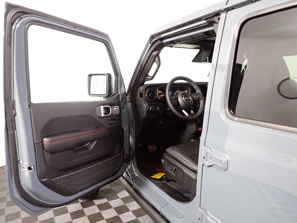 New 2026 Jeep Wrangler Unlimited Rubicon AWD/4WD image 19