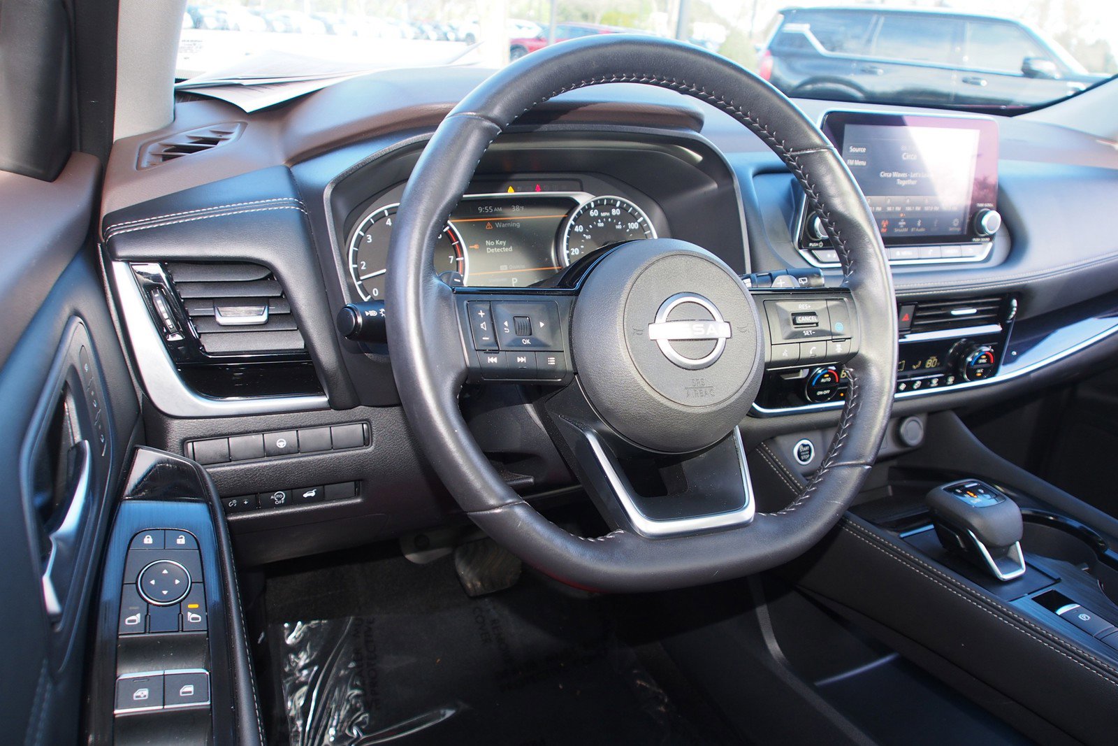 Used 2023 Nissan Rogue SL FWD image 15