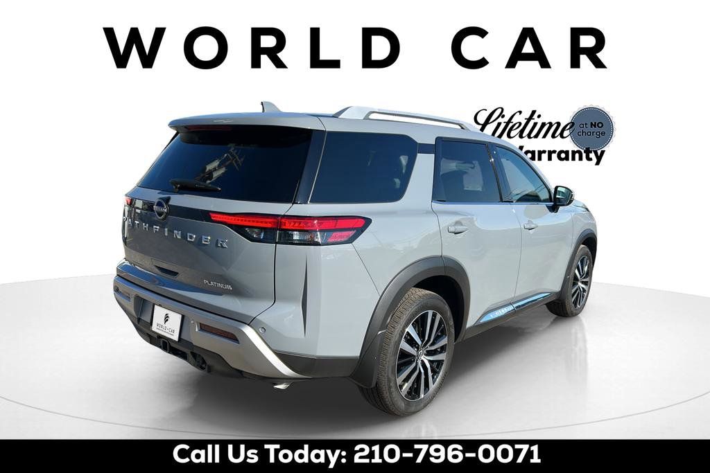 Used 2025 Nissan Pathfinder Platinum image 17