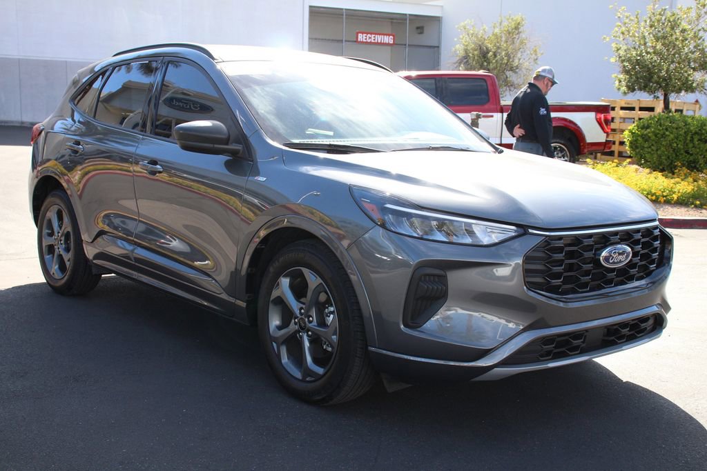 Certified 2023 Ford Escape ST-Line w/ Equipment Group 301A FWD image 11