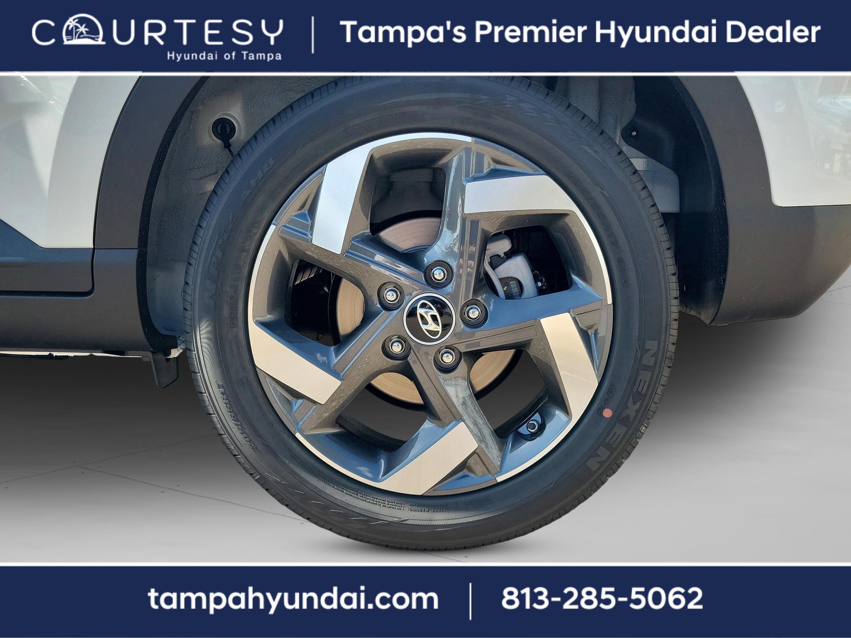 New 2026 Hyundai Venue SEL image 17