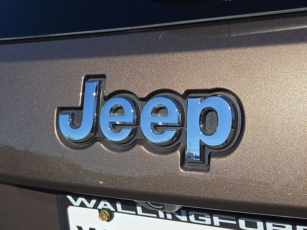 Used 2021 Jeep Grand Cherokee Limited w/ Luxury Group II image 27