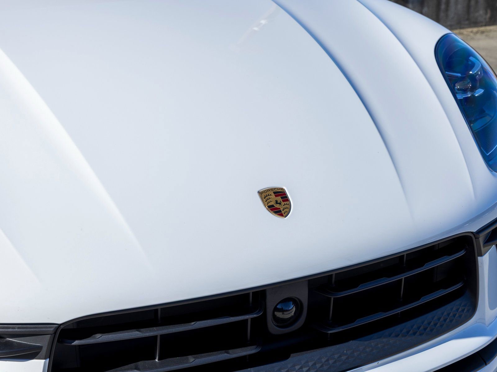 Certified 2025 Porsche Macan image 15