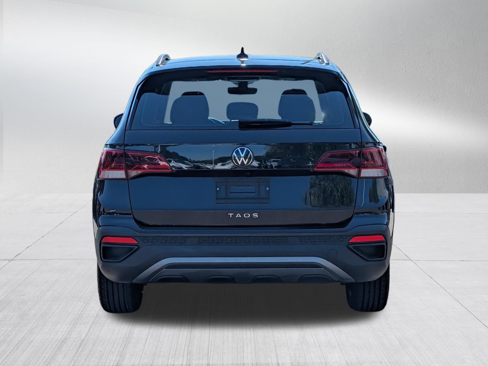 Used 2024 Volkswagen Taos S FWD image 6