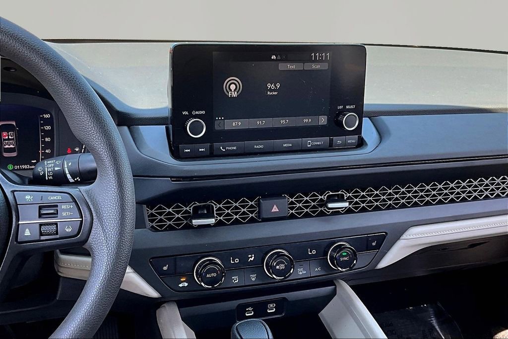 Used 2024 Honda Accord EX image 10